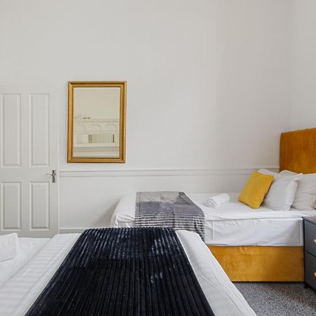 לונדון Oxford Street Chic Retreat - Unparalleled Elegance And Urban Comfort! Gc1 מראה חיצוני תמונה