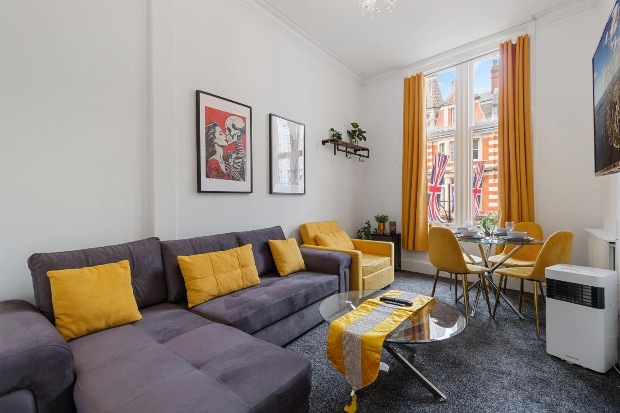 לונדון Oxford Street Chic Retreat - Unparalleled Elegance And Urban Comfort! Gc1 מראה חיצוני תמונה